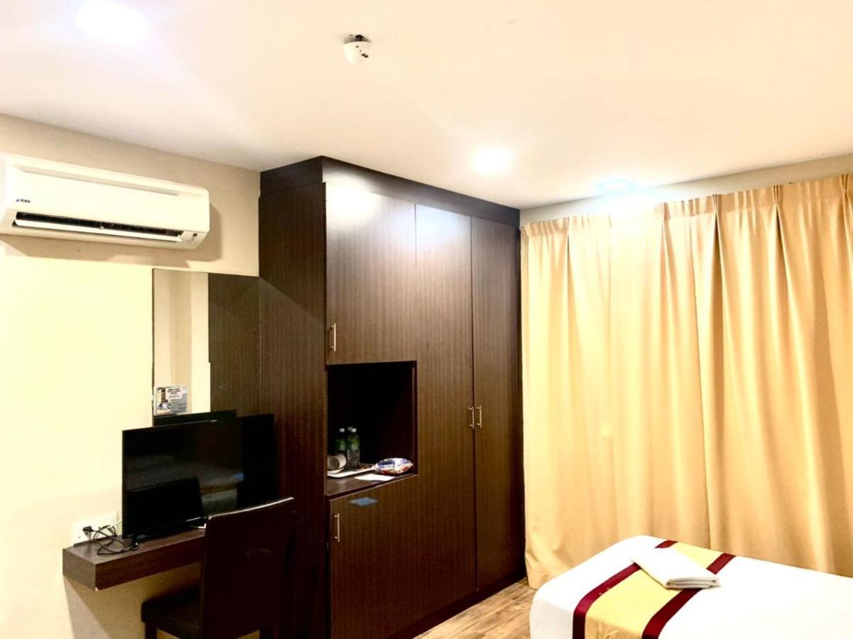 Green Town Hotel Classic Malacca Extérieur photo