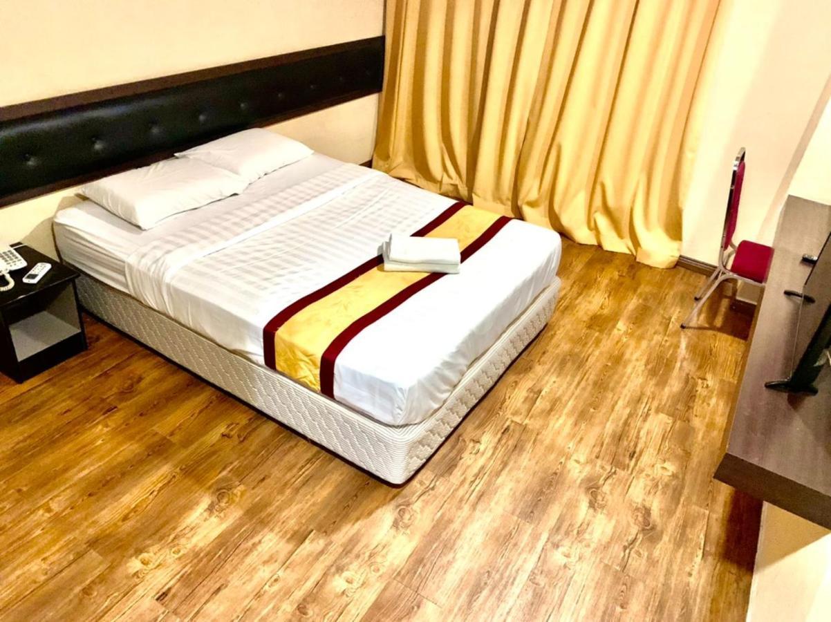 Green Town Hotel Classic Malacca Extérieur photo